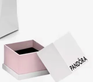 Caja de regalo PANDORA rosa Premium