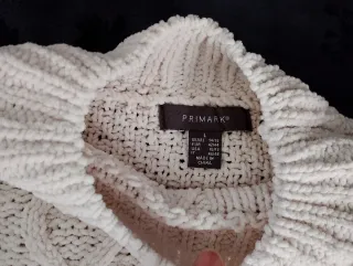 Conjunto 3 jerséis: blanco, crudo y granate.