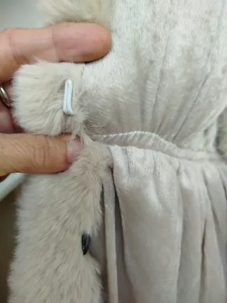 Chal beige de pelo sintético