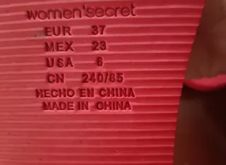 Sandalias Snoopy Rojas Talla 37