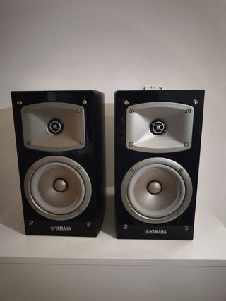 Pareja Altavoces Yamaha NS-B330 Hi-Res