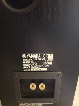 Pareja Altavoces Yamaha NS-B330 Hi-Res