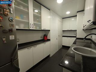 Piso en venta en Collblanc en Hospitalet de Llobregat, L´