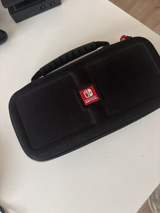 Nintendo Switch + Accesorios