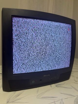 Televisor antiguo de tubo
