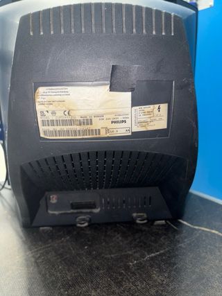 Televisor antiguo de tubo