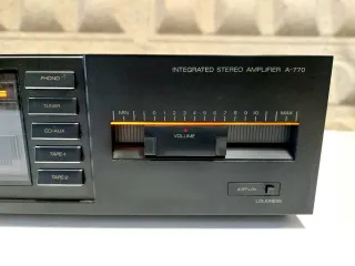 Amplificador Sansui A-770