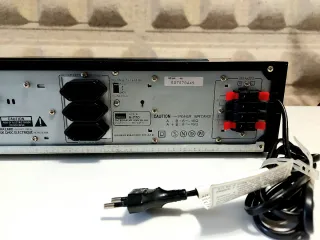 Amplificador Sansui A-770