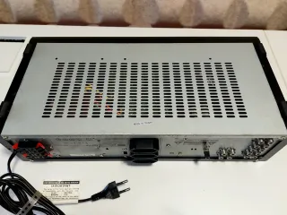 Amplificador Sansui A-770
