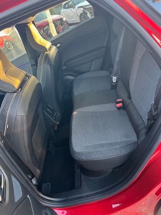 Mitsubishi Grandis 2025 accidentado