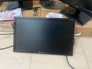 2 Monitores LG y 1 Paskart se an usado 2 horas