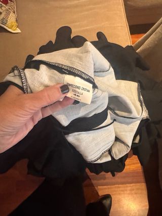 Traje de flamenca negro volantes ralla 46