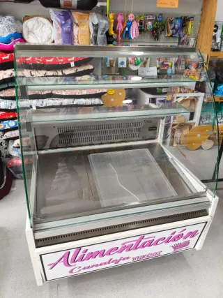 Nevera expositora pastelera