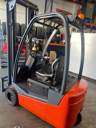 Carretilla elevadora eléctrica 1800 kg