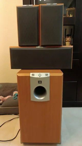 Amplificador Home Cinema Onkyo TX-SR601E + JBL