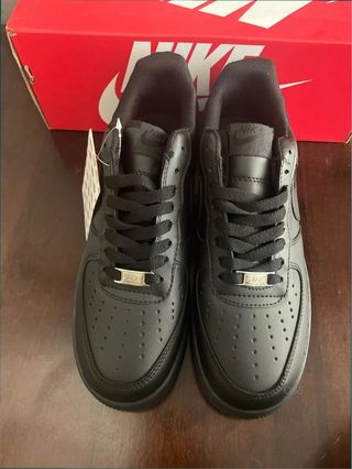 Nike Air Force 1 Low '07 Negro Talla 37.5