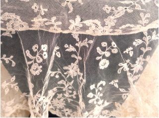 Antiguo chal encaje tambour