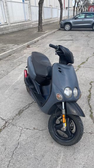 Yamaha Neos