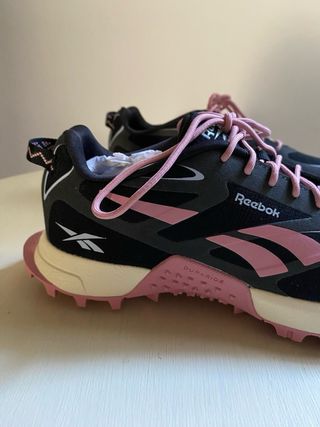 Zapatillas Reebok All Terrain Craze 3.0 Negro/Rosa
