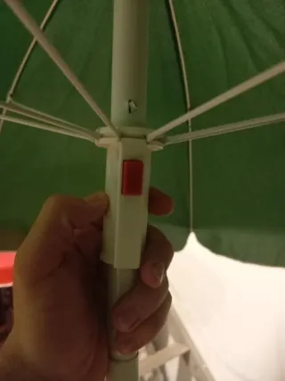 Due ombrelloni in vendita