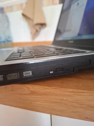 Toshiba Satellite L350 Portátil