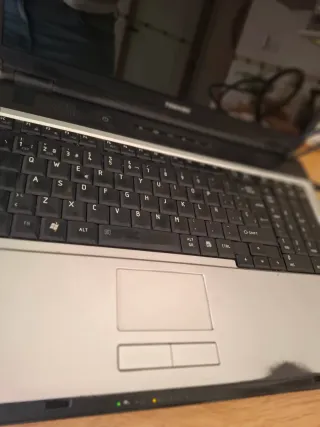 Toshiba Satellite L350 Portátil