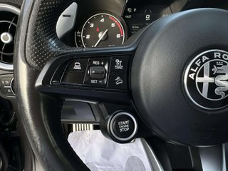 Alfa Romeo Stelvio Q4 2022 *NACIONAL* +ÚNICO DUEÑO