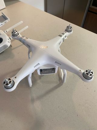 Dron DJI Phantom 3 Advanced - Poco uso