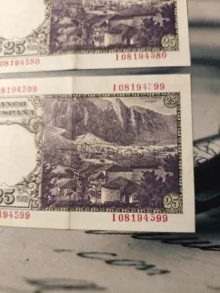 2 Billetes 25 Pesetas España 1946