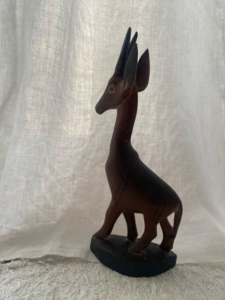 Figura decorativa de madera