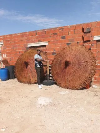 Reparación y construcción de sombrillas