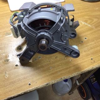 Motor y bomba lavadora whirpool awe 70122