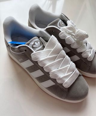 Adidas Campus Grises y Blancas