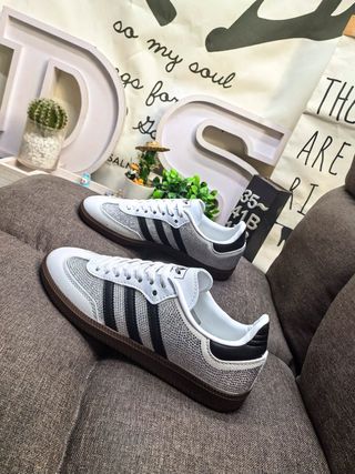 Zapatillas Adidas Samba Plata Talla 39