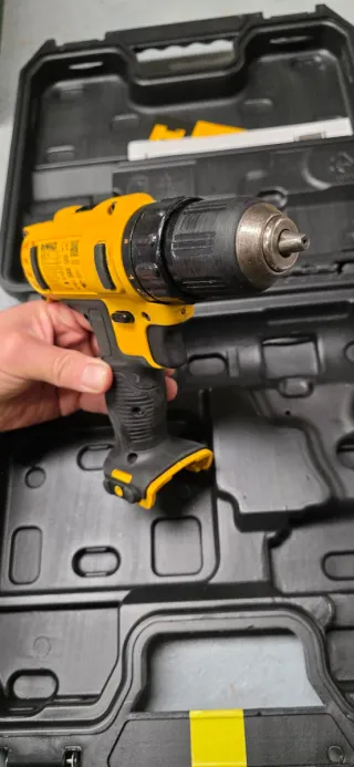 Berbequim Dewalt DCD710D2 10.8V XR