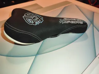 Sillín BMX Dirt Jump DR BOMB