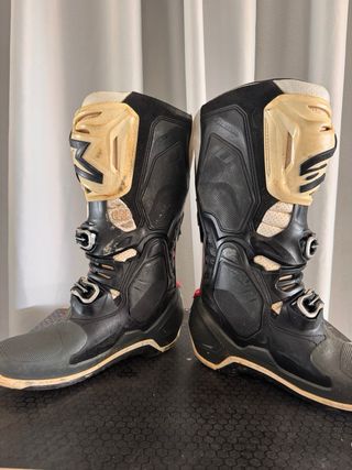 Alpinestars Tech 10 Supervented