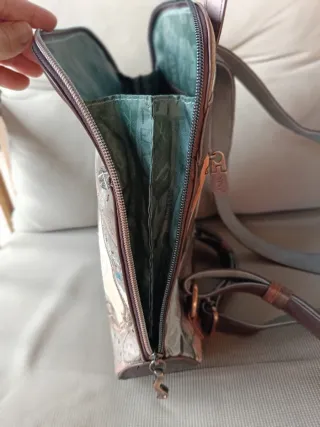 Mochila Anekke mediana Core