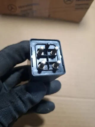 Relè Mercedes 0035459205 Originale