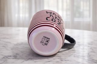 Taza Hema Rayas Burdeos Rosa Cerámica