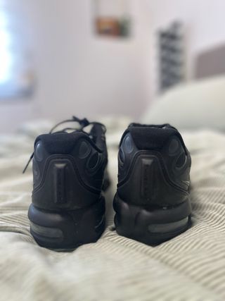 Nike Air Max Plus Drift Negras Talla 40