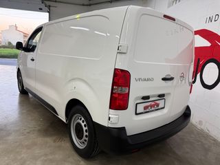Opel Vivaro 1.5BHDi 102CV talla M 2022