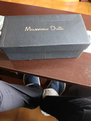 Zapatos negros de tacón slingback