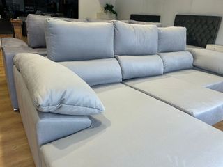 Sofá chaiselongue gris liquidacion