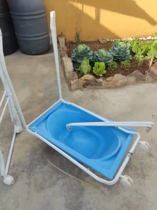 Bañera para bebé con soporte