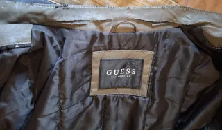 Chaqueta Guess Gris