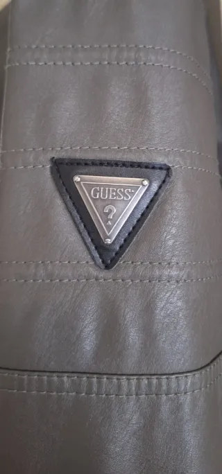 Chaqueta Guess Gris