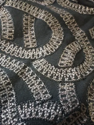 Chaqueta ibBan negra y gris