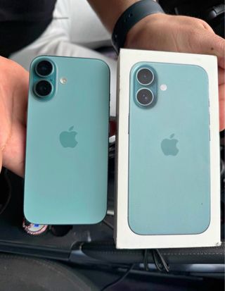 iPhone 16 128GB azulclarito