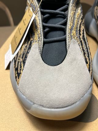 Adidas Yeezy QNTM Boost Oro Grigio